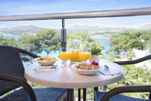 Spanien - Mallorca - Hipotels Eurotel Punta Rotja - Balkonblick